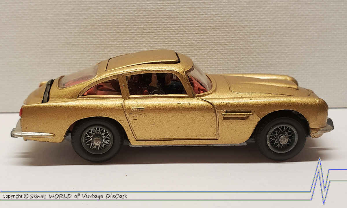 I LOVE CORGI TOYS: At last, a silver 261 James Bond Aston Martin