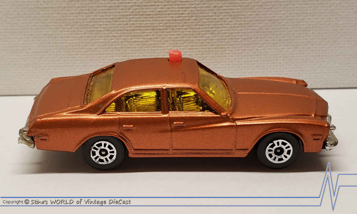 Old car, Kojak Buick, Corgi Junior, in blister Plastic - Sold
