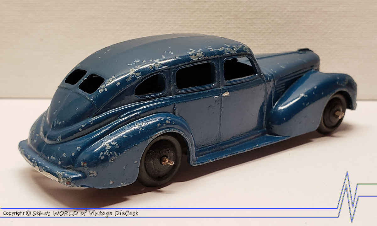 Dinky 39e Chrysler Royal Sedan