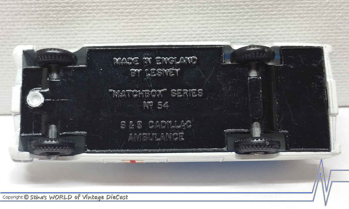 LESNEY MATCHBOX N°54 Army Saracen Personnel Carrier EUR 15,00 - FR